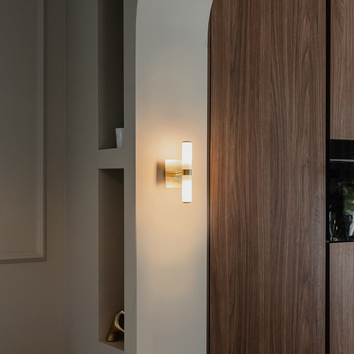 QAZQA Smart badkamer wandlamp goud IP44 2-lichts incl. 2 Wifi G9 -