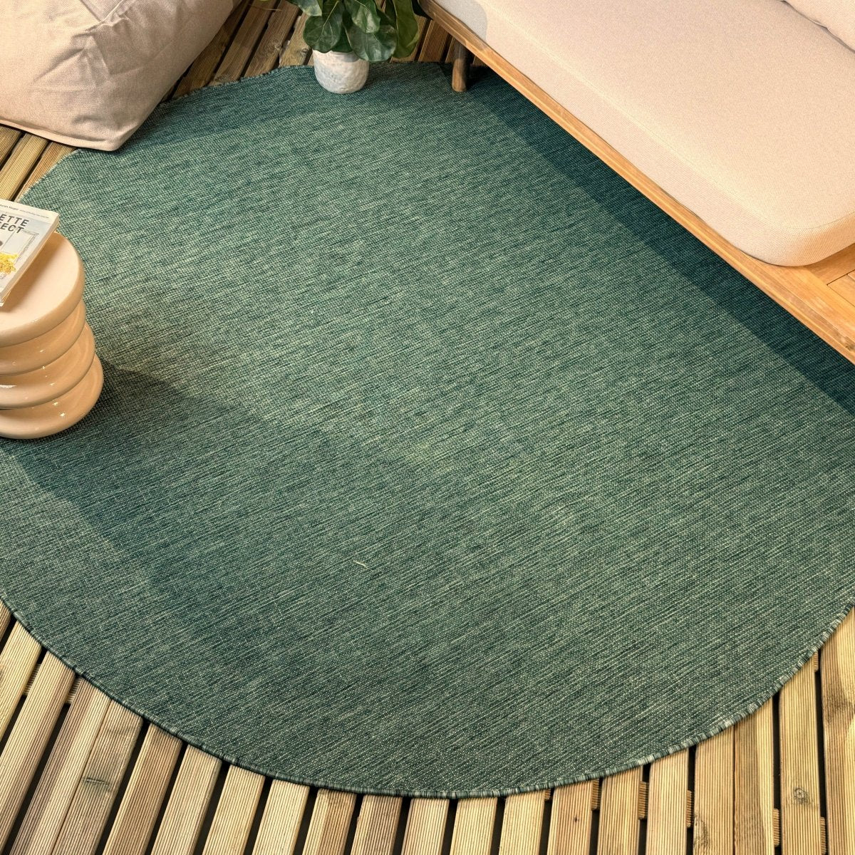 Rond buitenkleed Tone groen - Interieur05 - 240 x 240 cm