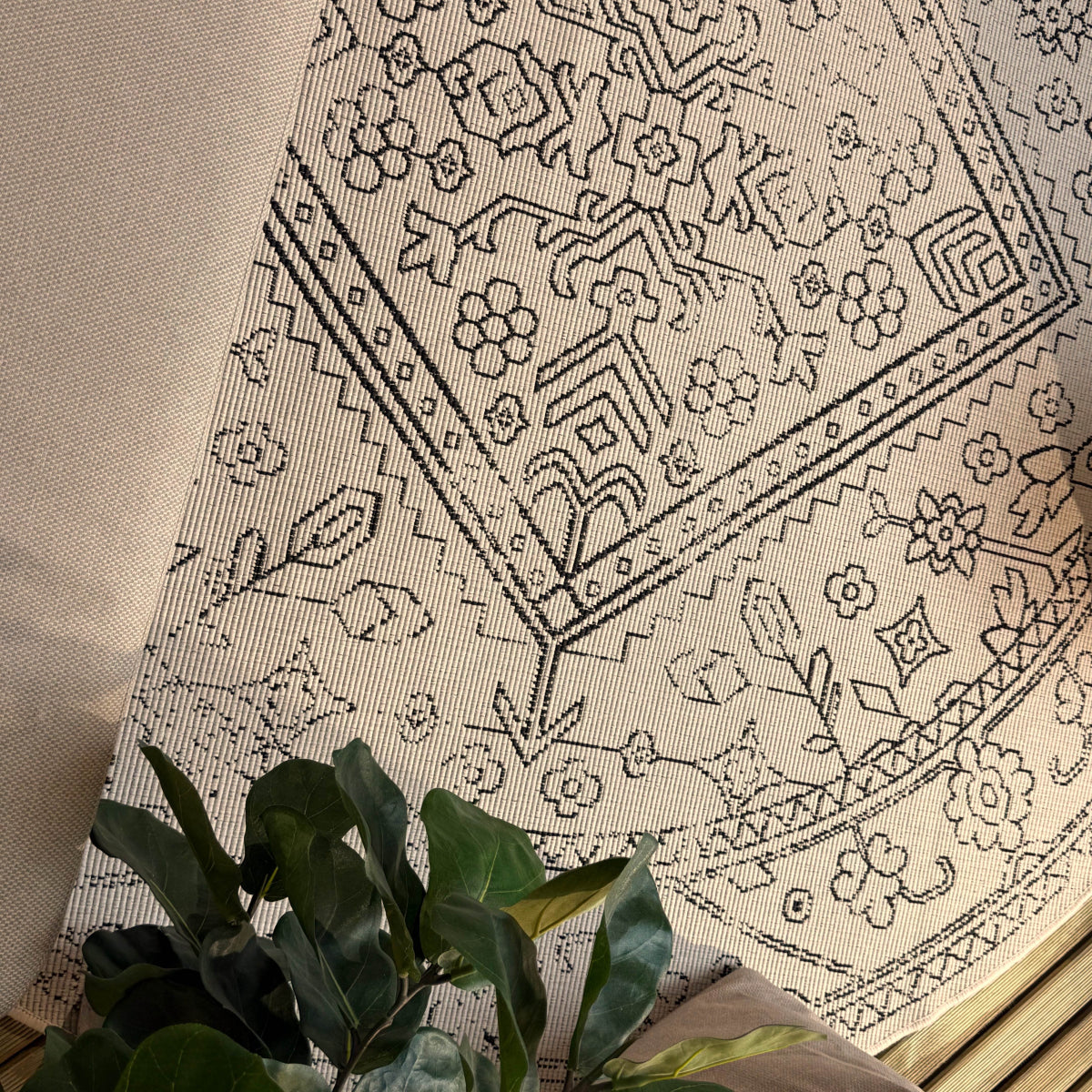 Rond buitenkleed Nova zwart|wit - Interieur05 - 240 x 240 cm