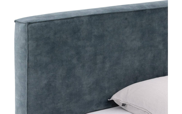 Goossens Bedframe Switch - 160 x 200 - Adore 158 niagara - Fluweel