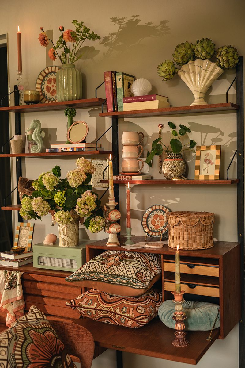 Sissy-Boy Bruine rotan mand ruffle medium