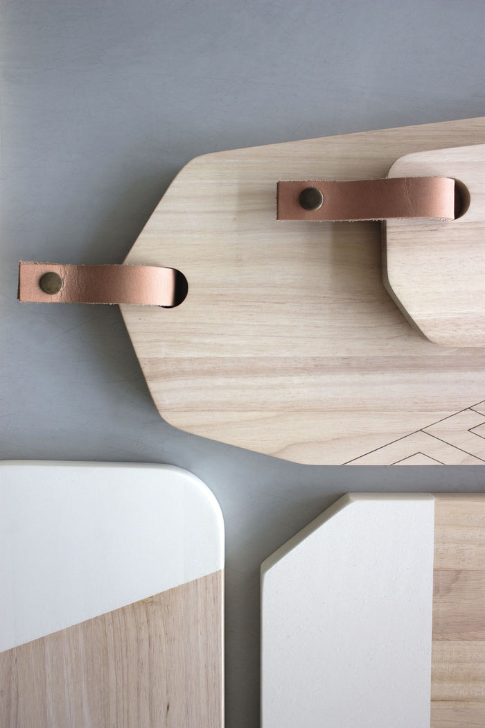 TAK Design - Snijplank Organic - Rubberhout met Leer - Tritic - L - TA