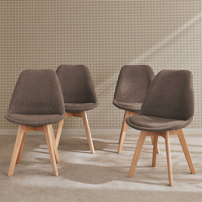 sweeek - Scandinavische boucléstoel met houten poten (set van 4)