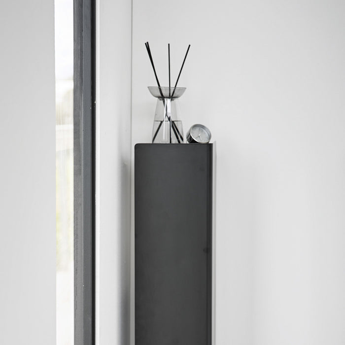 Yamazaki Tower Toiletrolhouder op wielen smal - Zwart