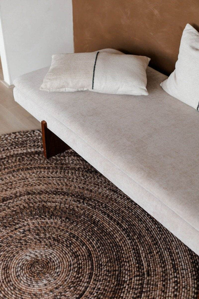 Interieur05 Rond wollen vloerkleed Gapo Donkerbruin gemeleerd