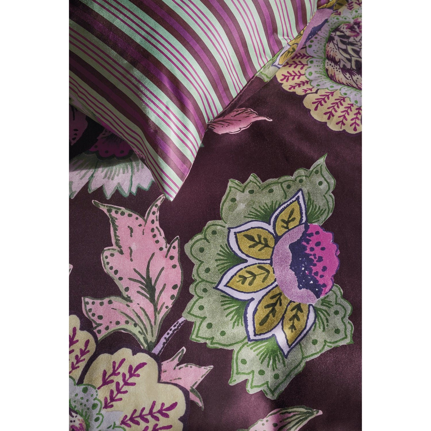 Oilily Ruby Sits Multi Dekbedovertrek 200 x 200/220 cm