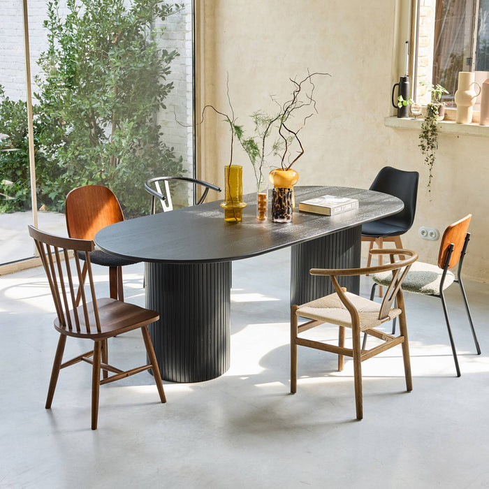 sweeek - Ovale eettafel rubberhout en eikenfineer 8 plaatsen