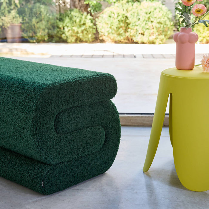 sweeek - Designbank boucléstof 1-2 zitplaatsen