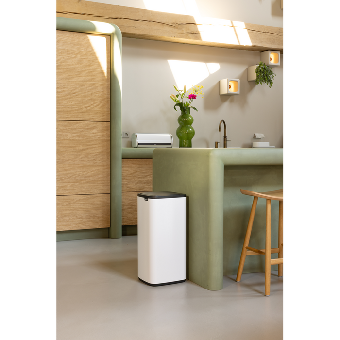Brabantia Bo Touch Bin, 30 liter - White