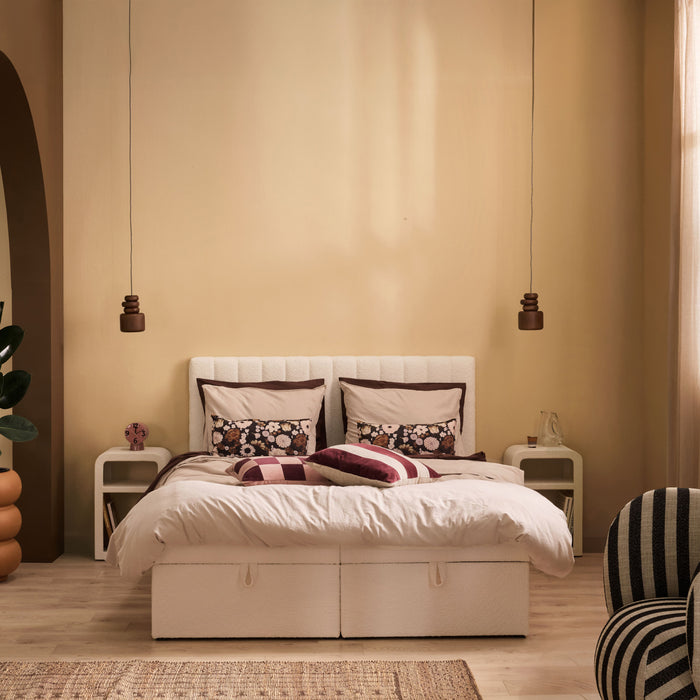 by fonQ Leon Boxspring met Relaxfunctie 180 x 200 cm - Bouclé / Ivoor