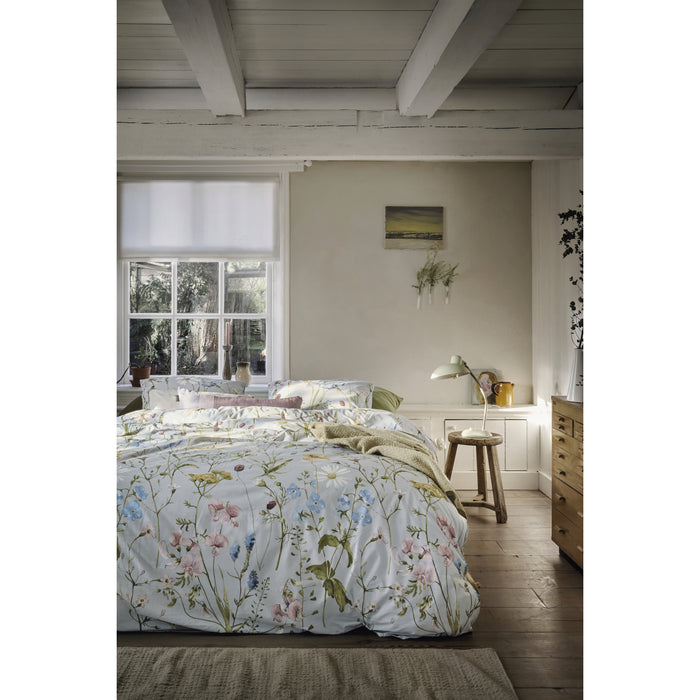 Ariadne at Home Bloom  Dekbedovertrek 200 x  200/220 cm - Blauw