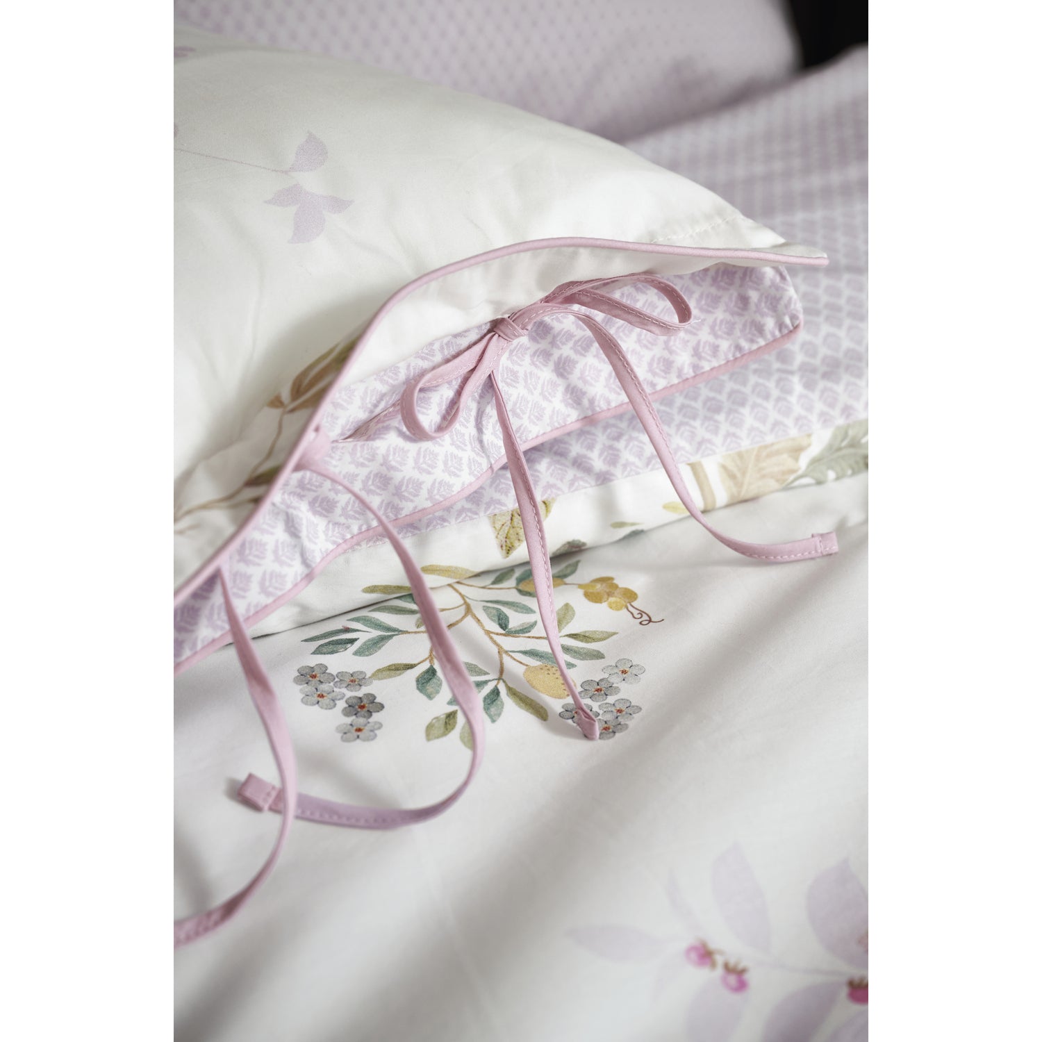 Pip Studio Bustani  Dekbedovertrek 140 x  200/220 cm - Wit