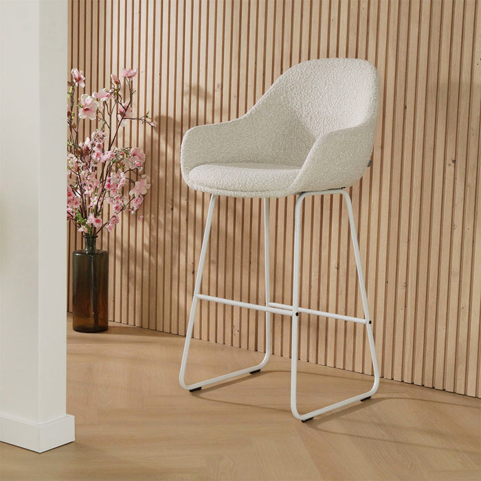 Nolon Nino-Mae Barkruk Bouclé Beige - met Armleuning - Wit - 65 cm