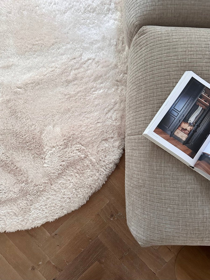 Organisch hoogpolig vloerkleed Odelia beige|wit - Interieur05