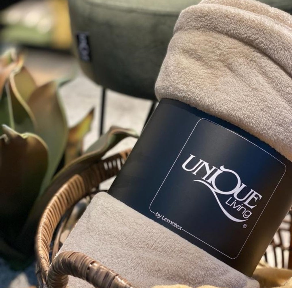 Unique Living - Plaid Silke 150x200cm - Winter Green