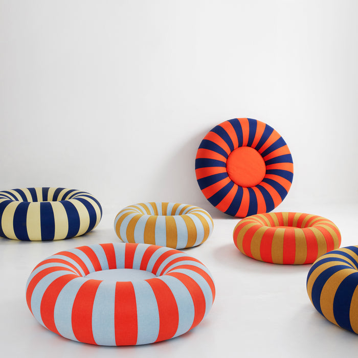 Studio About Float Poef Medium - Dark Blue / Yellow