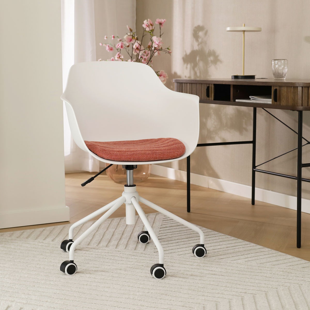 Nolon Nout-Liz Bureaustoel Wit - Terracotta Kussen - Wit Onderstel