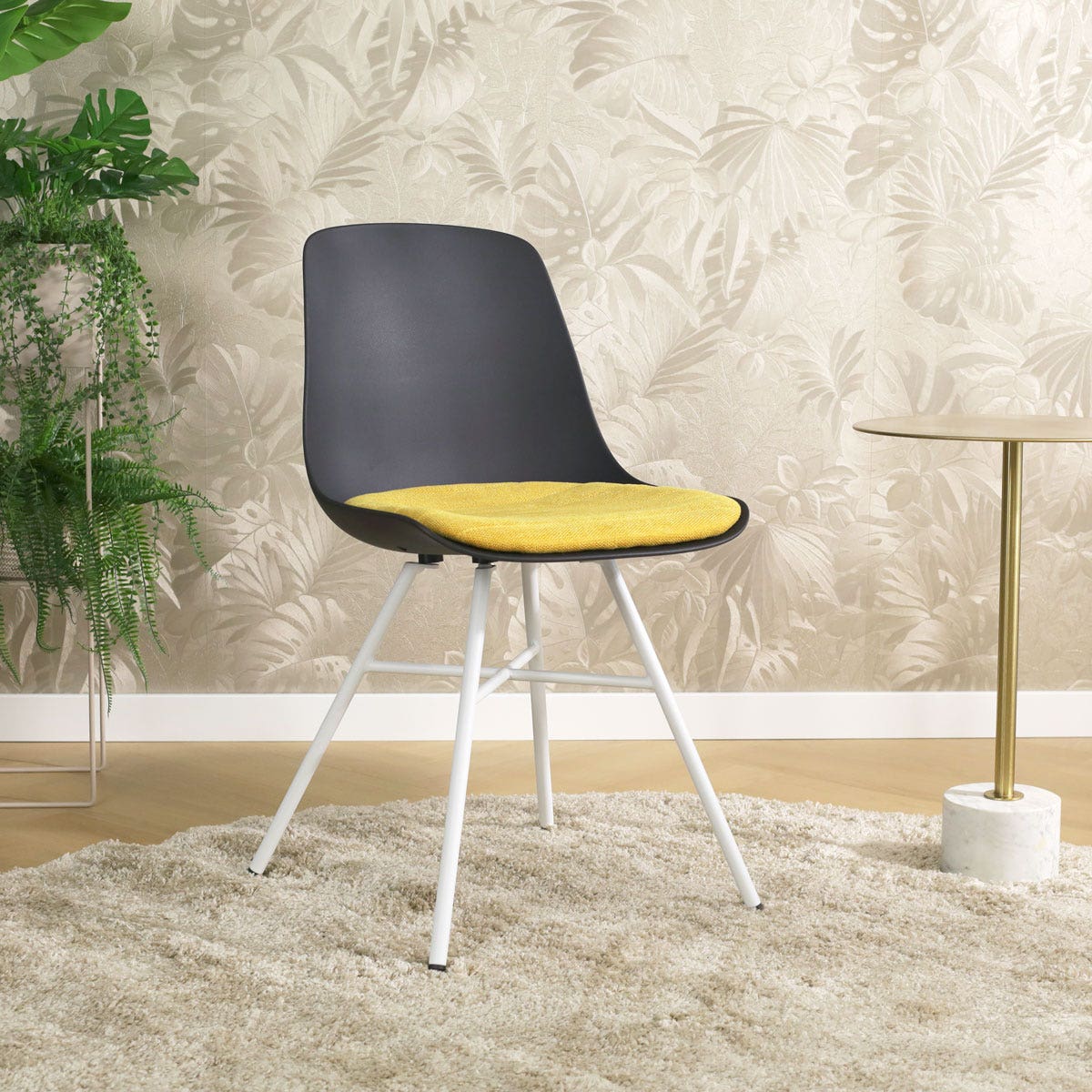 Nolon Noa-Liv Eetkamerstoel Zwart - Okergeel Kussen - Witte Poten