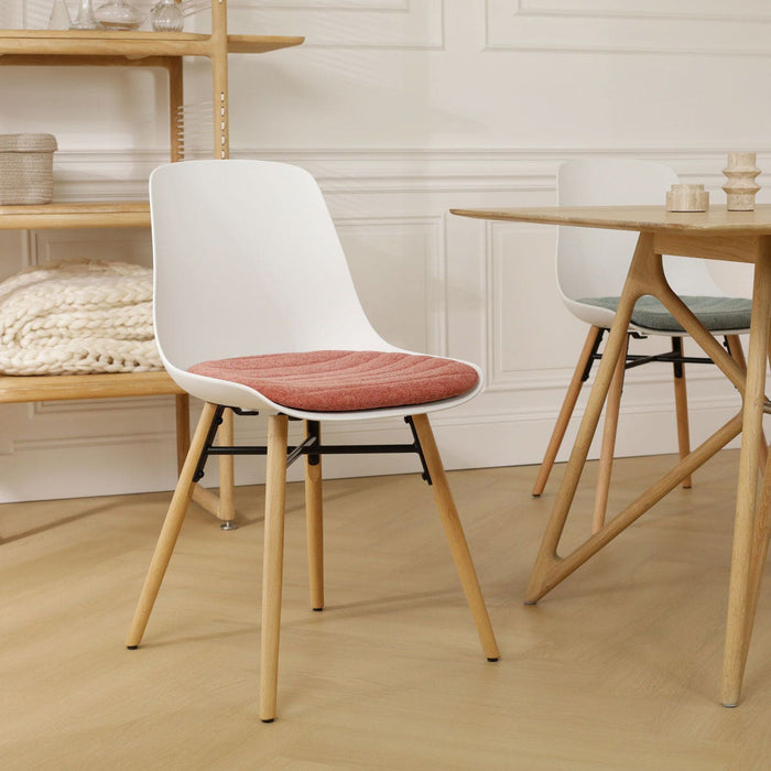 Nolon Nena-Liv Eetkamerstoel Wit - Terracotta Kussen - Houten Poten