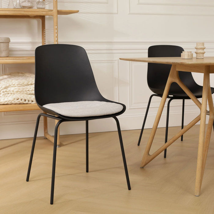 Nolon Nora-Liv Eetkamerstoel Zwart - Beige Kussen - Zwarte Poten