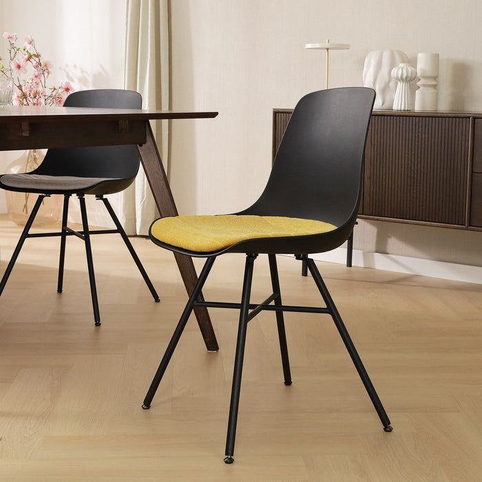 Nolon Noa-Liv Eetkamerstoel Zwart - Okergeel Kussen - Zwarte Poten