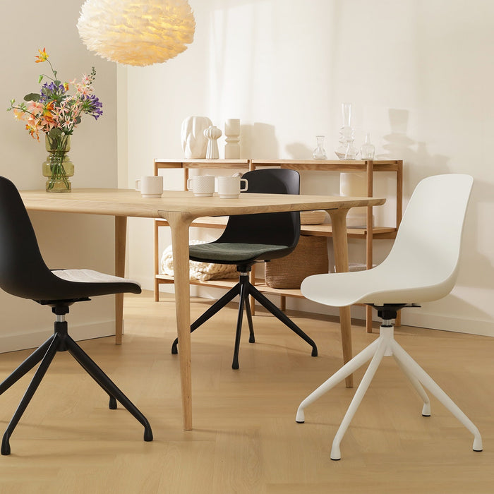 Nolon Nola-Pip Eetkamerstoel Zwart - Draaibaar - Wit Onderstel