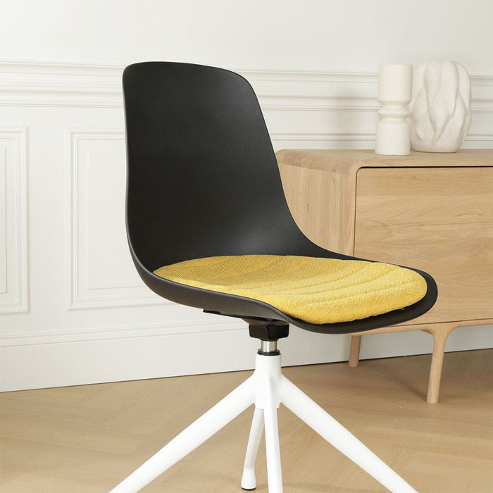 Nolon Nola-Liv Eetkamerstoel Zwart - Okergeel - Draaibaar - Wit