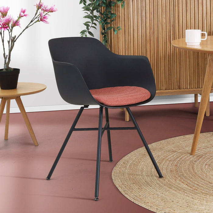 Nolon Noa-Liz Eetkamerstoel Zwart - Terracotta Kussen - Zwarte Poten