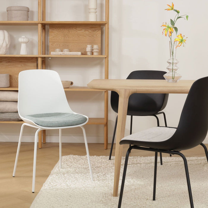 Nolon Nora-Liv Eetkamerstoel Zwart - Okergeel Kussen - Zwarte Poten