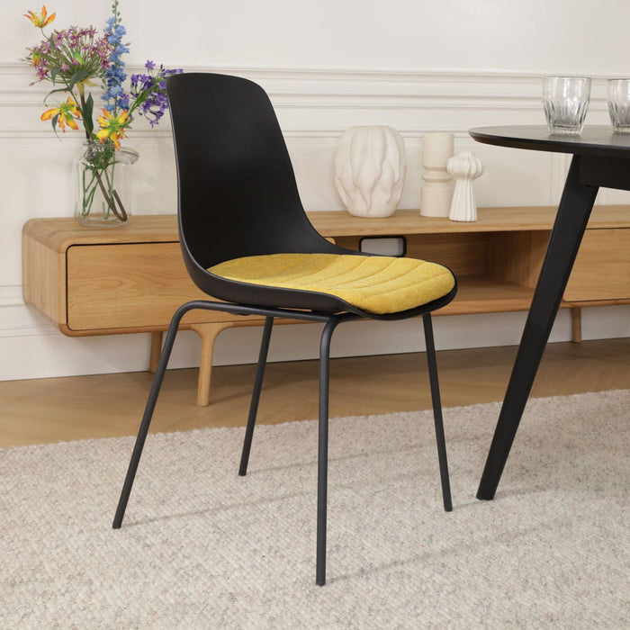 Nolon Nora-Liv Eetkamerstoel Zwart - Okergeel Kussen - Zwarte Poten