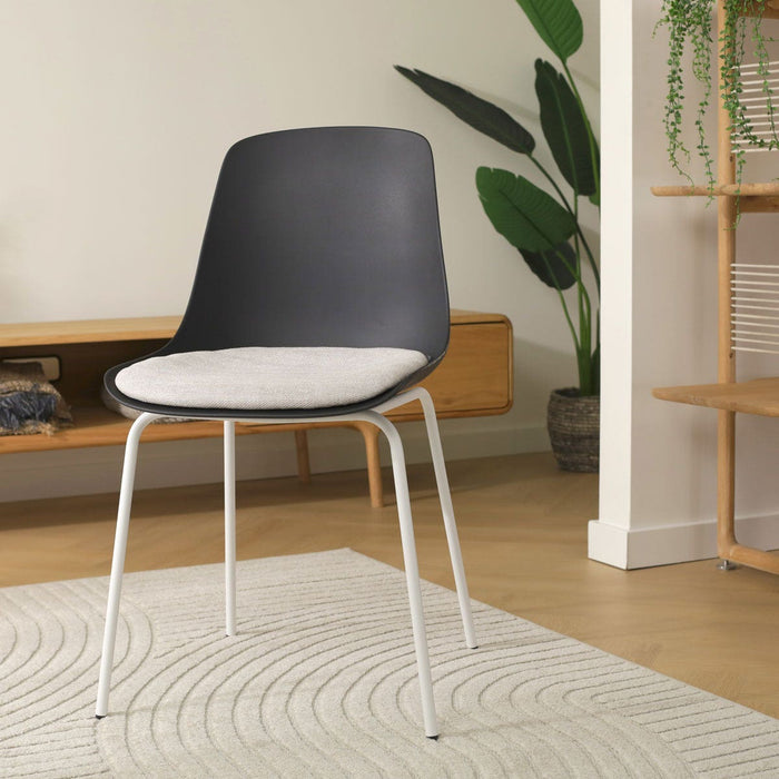 Nolon Nora-Liv Eetkamerstoel Zwart - Beige Kussen - Witte Poten