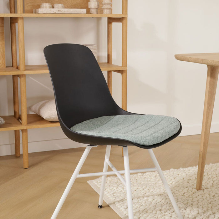 Nolon Noa-Liv Eetkamerstoel Zwart - Zacht Groen Kussen - Witte Poten