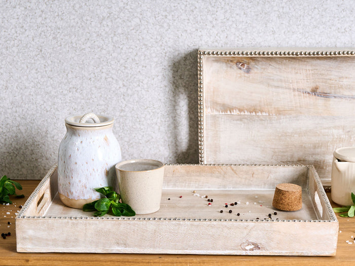 Beliani - QUENA - Set van 2 dienbladen - Lichtbruin - Mangohout