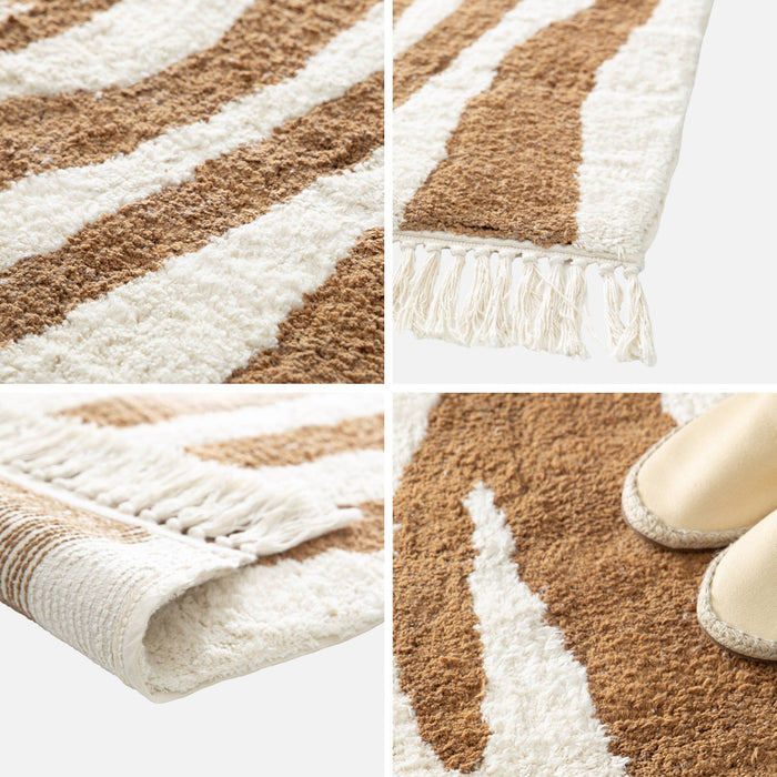 sweeek - Katoenen binnentapijt, bruin zebramotief en franjes