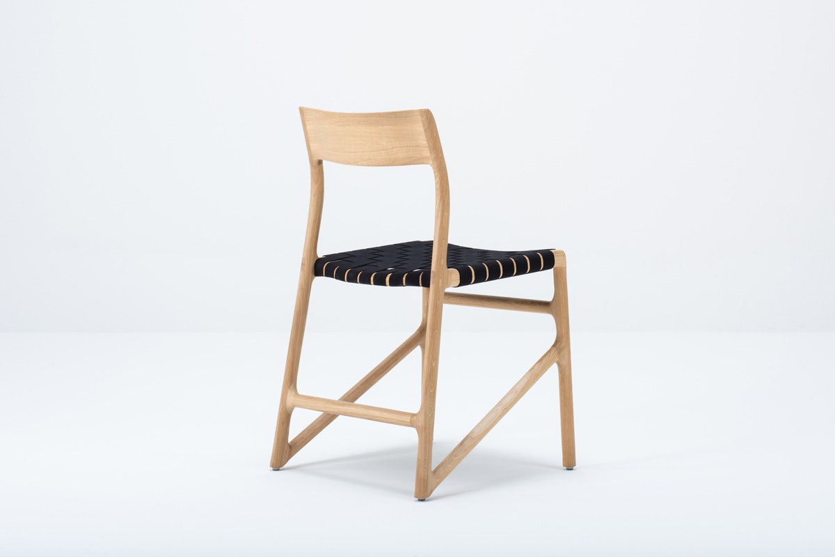 Gazzda Fawn Chair Houten Eetkamerstoel Whitewash - Cotton Black