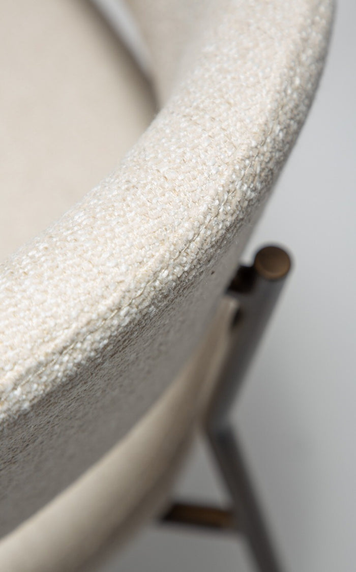 Dan-Form Reboot Beige Bouclé Armstoel set van 2