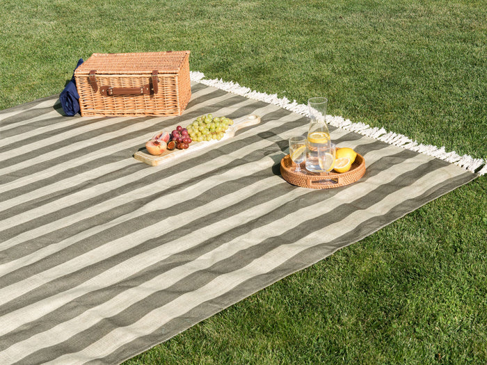 Beliani-MOUZA-Picknickkleed-Beige|Grijs-200 x 200 cm-Polyester