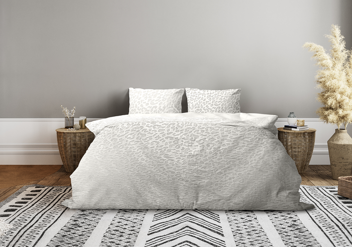 Eleganzzz Dekbedovertrek Micro Mink Leopard - off white