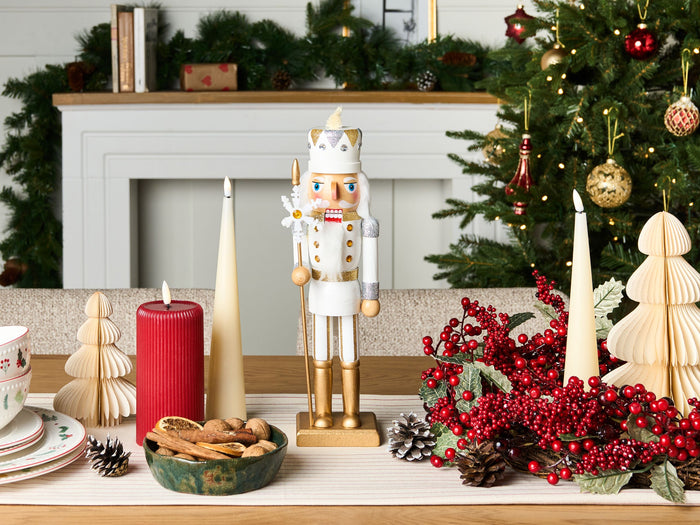 Beliani - LJUNGAN - Decoratief figuur - Wit - Dennenhout