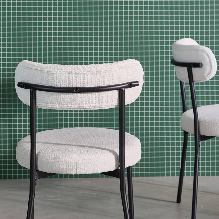 sweeek - Metaal en chenille stof stoel (set van 2)