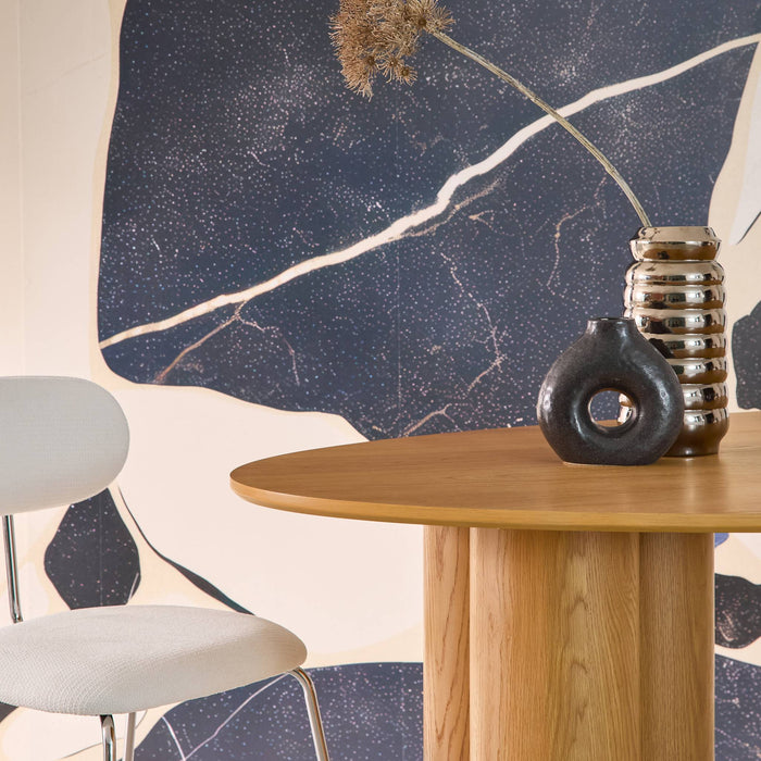 sweeek - Ovale eettafel van rubberhout en eikenfineer voor 8 personen