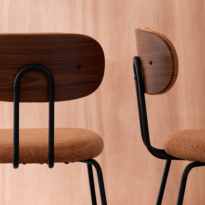 sweeek - Stoel waterafstotende stof, zwarte metalen poten (set van 2)