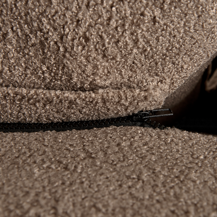 Beliani - BAJONNA - Tweepersoonsbed - Bruin - 180 x 200 cm - Bouclé