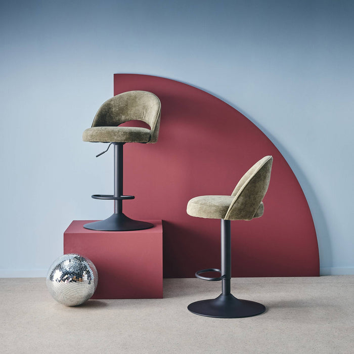 sweeek - Verstelbare stoffen barstoel met zwarte metalen basis (set