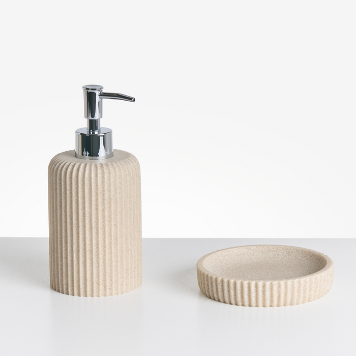 Beliani - CAMANA - Badkameraccessoireset - Lichtbeige - Polyresin