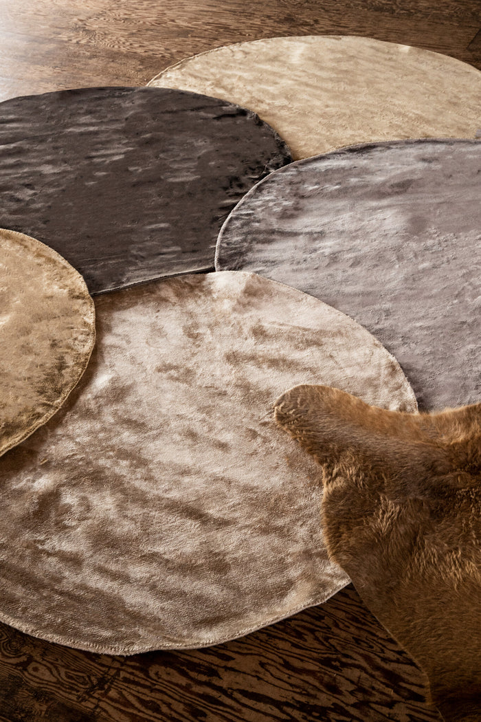 PTMD Flavia Black Viscose Handwoven Carpet Round