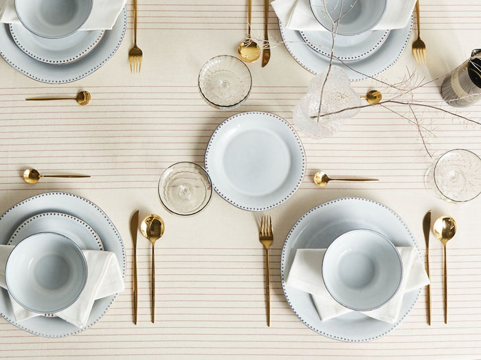 Beliani - CHERVIL - Serviesset 24 delig - Lichtblauw - Steengoed