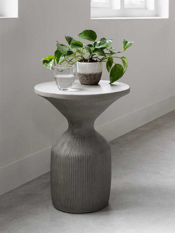 MUST Living Side table Flora Olive,41xØ51 cm, fiber cement olive