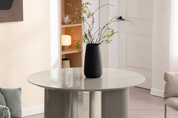 NADUVI Collection Eettafel Pondoro