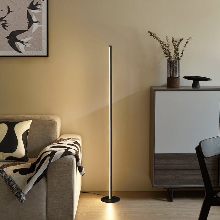 QAZQA Design vloerlamp zwart incl. LED met touch dimmer - Clutch
